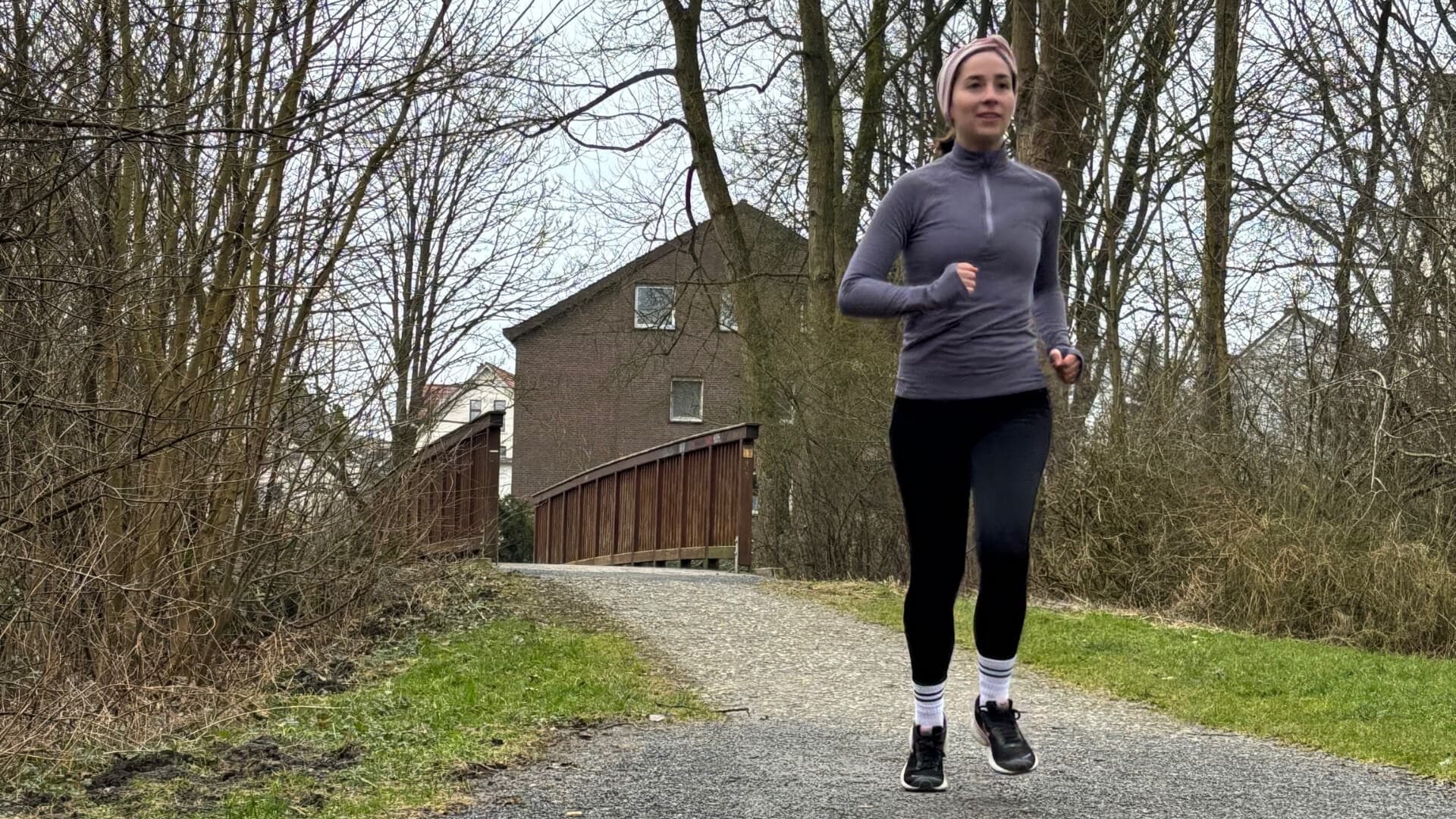 true-runner-story_laura-schmidt_laueft-true-motion-schuhe_-nevos